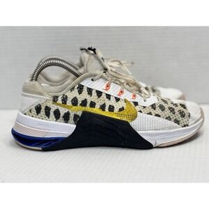 Nike Womens Metcon 7 DJ4312-074 White Running Shoes Sneakers Size 7.5